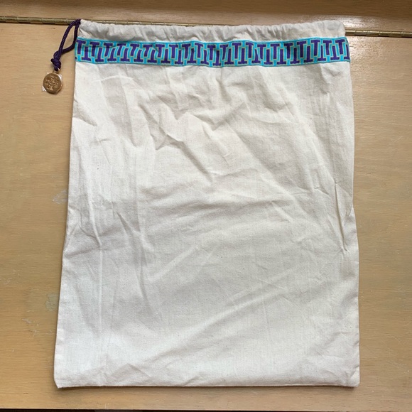 Tory Burch Adeline Clutch - Picture 8 of 8